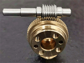 Communication antenna worm gear pairs