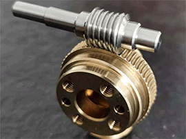 Communication antenna worm gear pairs